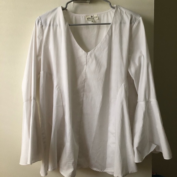 White long sleeves blouse - Picture 1 of 2